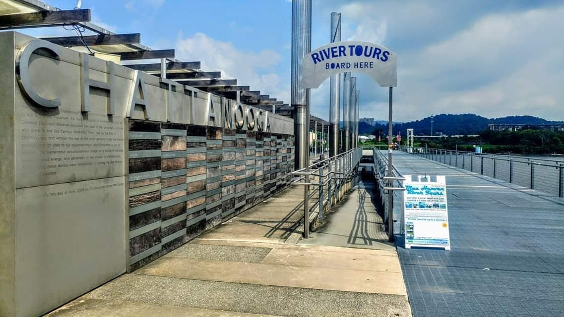 chattanooga party boat